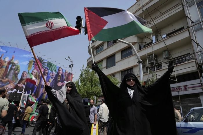 Situasi Iran-Israel Memanas, Ayatollah Khamenei Jadi Sorotan
