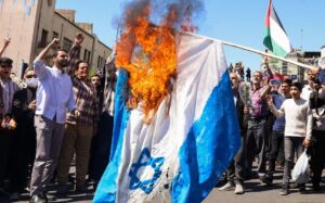 Situasi Iran-Israel Memanas, Ayatollah Khamenei Jadi Sorotan