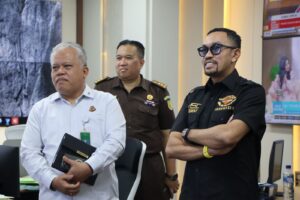 Ahmad Sahroni Dukung Kejagung Sadap, Asal Sesuai SOP