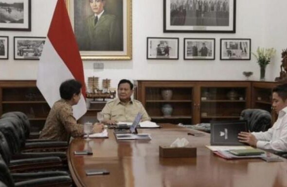 Prabowo Bertemu Menkes, Bukan Bahas Reshuffle Kata Seskab