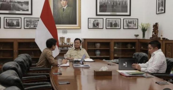 Prabowo Bertemu Menkes, Bukan Bahas Reshuffle Kata Seskab