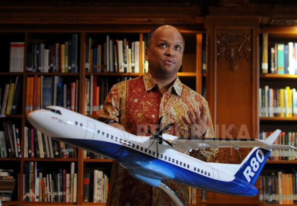 Ilham Habibie: Perang Dagang AS-China Bikin Industri Tertekan