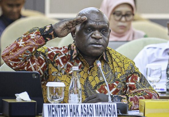 Natalius Pigai Transfer Data RI-AS Sah dan Tidak Langgar HAM