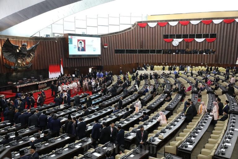 Istana Serahkan Polemik Tunjangan DPR Rp50 Juta ke Menkeu