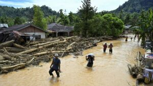 Menko PMK Pratikno Minta Maaf: Penanganan Banjir Sumatra Belum Maksimal