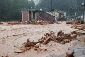 Banjir Sumatra Dipicu Masalah Lingkungan Lama yang Tak Terselesaikan