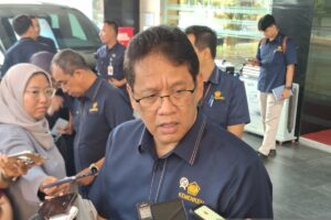 DPR Desak Menkeu Tindak Gerai Tolak Pembayaran Tunai